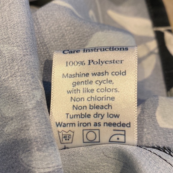 Ronner Women’s Design Cielo Blouse Jardin Floral 2/3 Bell Sleeves Back Button - Picture 9 of 9